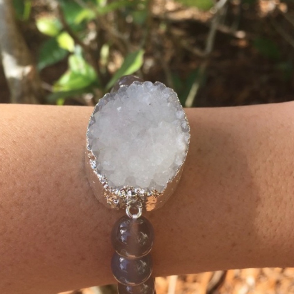 White Agate Druzy Stone Stretch Bracelet
